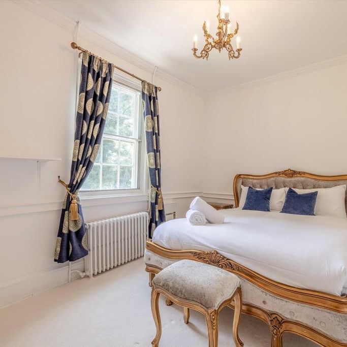 5 bedroom detached house to rent - Photo 1