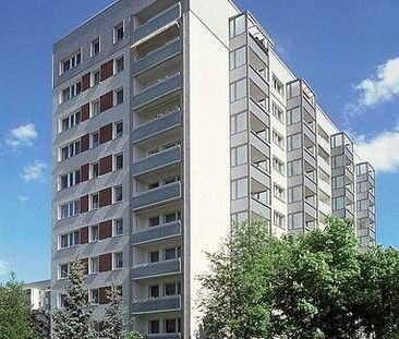 2 Zimmerwohnung mit Balkon unweit des Großen Gartens - Foto 1