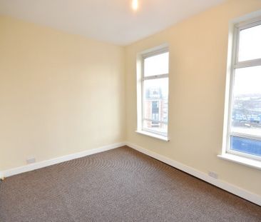 2 Bed - Shield Street, Newcastle Upon Tyne - Photo 2