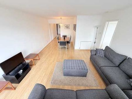 2 Bed Flat, Embassy Lodge, N3 - Photo 3