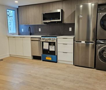 For Lease - 54 Burlington Street, Toronto, Ontario - Photo 2