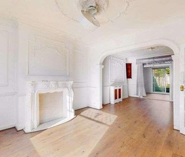 Burges Road East Ham, E6 - Photo 4