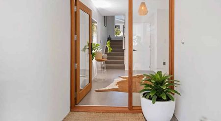 Across the road to the beach - fully furnished executive home - Photo 4