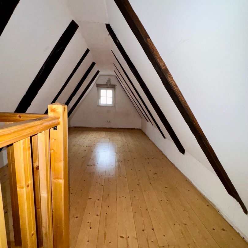 À louer : Appartement en duplex meublé de 2 pièces au coeur de Colmar - Photo 1