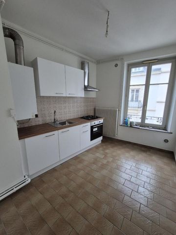 Location Appartement 3 pièces 77m² NANCY 54000 - Photo 3