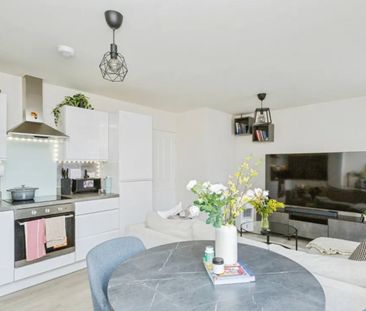 2 Bed Flat, Weir View Lodge, LE3 - Photo 2