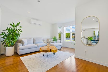 Maison à étages - 245 Boul. de Palerme - Photo 5