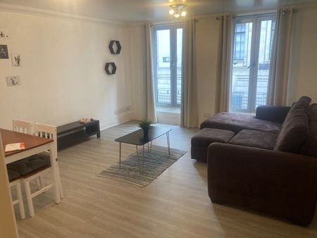 1 Bed Flat, Pilgrims Court, EC1M - Photo 2