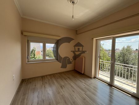 Διαμέρισμα για ενοικίαση Λόφος Βελισσαρίου - Λούτσα (Ιωάννινα) - Φωτογραφία 4