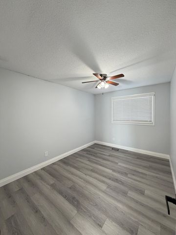 For Lease - 6240 Montevideo Road Unit# 48, Mississauga, Ontario - Photo 4