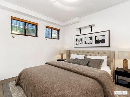 Luxury Living, Executive One (1) Bedroom Apartment Plus Undercover Balcony, Centrally Located. - Photo 3