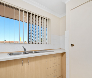 8/6 Wardall Place, Morley WA 6062 - House For Rent | Domain - Photo 3