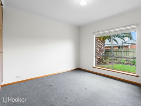 6B Lomman Avenue, NEWTON - Photo 2