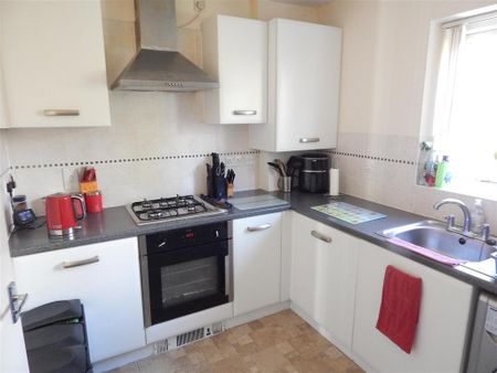 2 bedroom apartment to rent - Photo 5