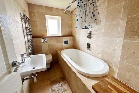 Hibbs Close, Marshfield, Chippenham, Wiltshire, SN14 - Photo 5