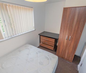 5 bedroom house to rent - Photo 1