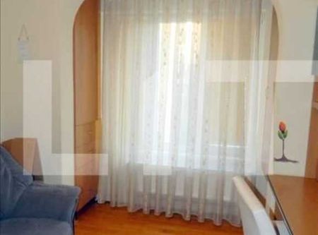 4 camere, 75 mp, decomandat, zona strazii Rapsodiei - Photo 2