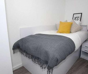 The Pavement, Popes Lane, London, W5 - Photo 6