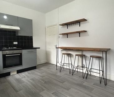 Regent Street, Heywood - Photo 3