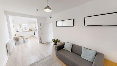 Double Room-Gloucester Road- Close to Hospital! - Photo 5