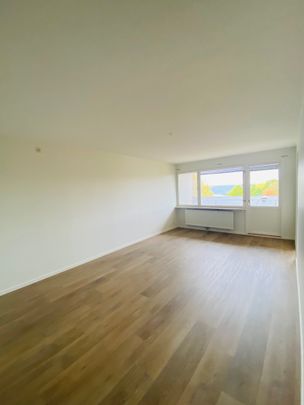 Karlslättsv 8 A - Photo 1