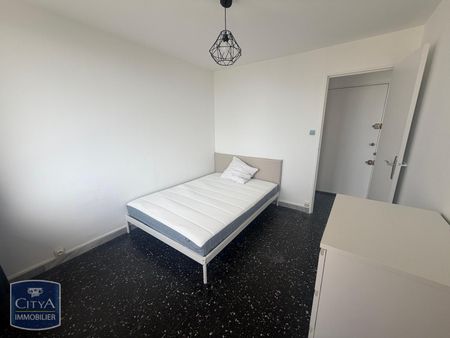 Location Appartement 2 pièces 39m² MARSEILLE 9ème - Photo 4