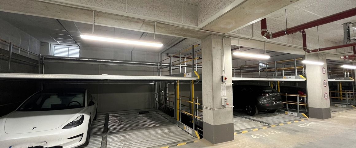 Heiligkreuzviertel: Zweizimmerwohnung mit EBK, Terrasse und Stellplatz - Foto 1