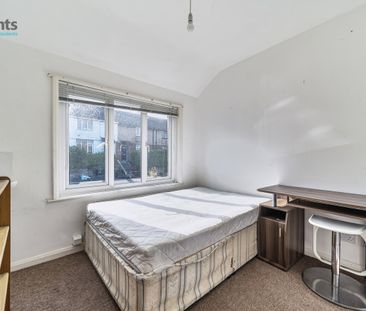 6 bedroom terraced house to rent - Photo 1