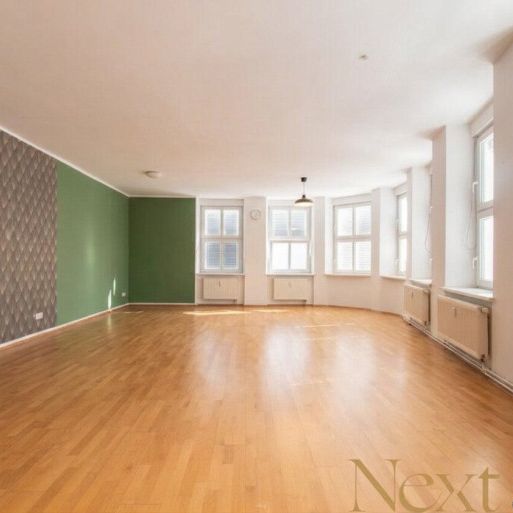 Zentrale Altbauwohnung an der Linzer Landstraße zu vermieten! - Photo 1