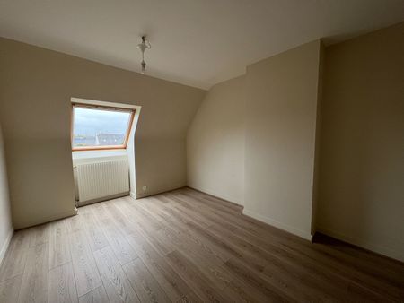 Location maison 5 pièces, 115.00m², Gouesnach - Photo 3