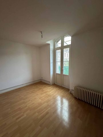 A LOUER APPARTEMENT TYPE 4 BOULEVARD DU 14 JUILLET TROYES - Photo 3