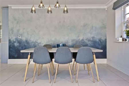 An exceptional detached home situated in an exclusive gated development. - Photo 4