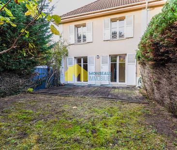 Maison Sainte Geneviève Des Bois 82 m² - Photo 1