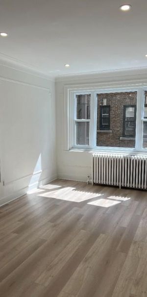 Fully Renovated 5.5 Apartments For November 1st, 2024 - A louer • For Rent - Photo 1