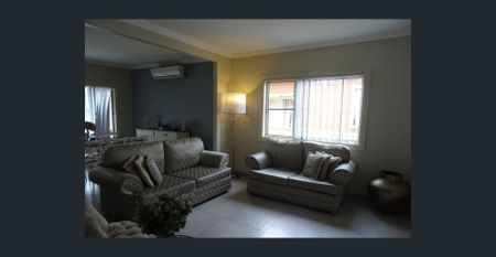 Modern 3-Bedroom home - Photo 2