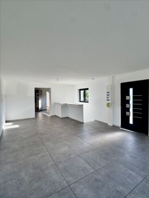 Location Appartement 5 pièces 150m² - Photo 1
