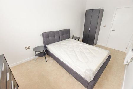 2 bedroom flat to rent - Photo 4