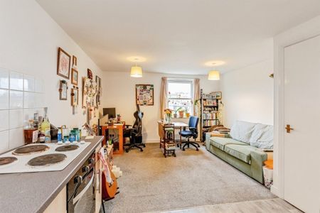 Claremont Road - Photo 2