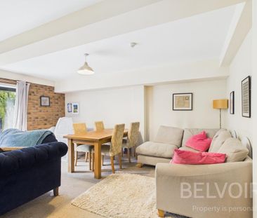 3 bedroom maisonette to rent - Photo 2