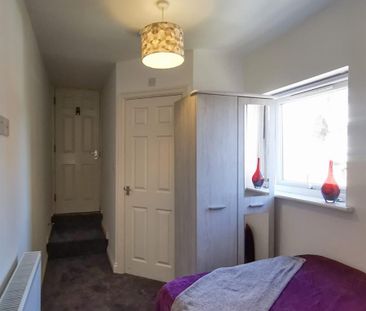 Room 3, Wistaston Road, Crewe, CW2 - Photo 1