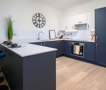 Walton Court, Station Avenue, Walton-On-Thames, KT12 - Photo 2
