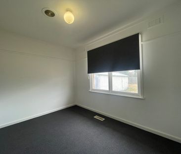 3 Bedroom House on Generous Block - Photo 3