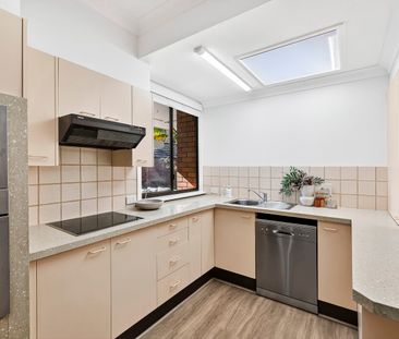 2 Annette Place, Belrose NSW 2085 - House For Rent | Domain - Photo 5