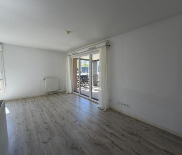 Location Appartement 3 pièces 57m² BOUGUENAIS 44340 - Photo 4