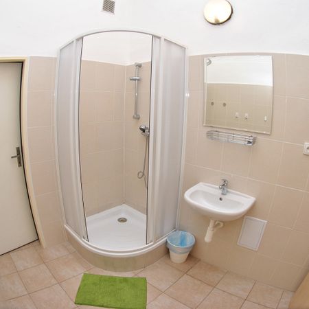 Pronájem pokoje 55 m² - Photo 4