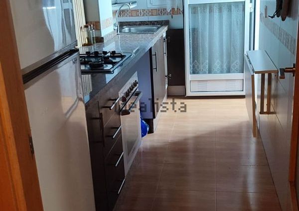 Alquiler de piso en Calle Cristóbal Colón, 21