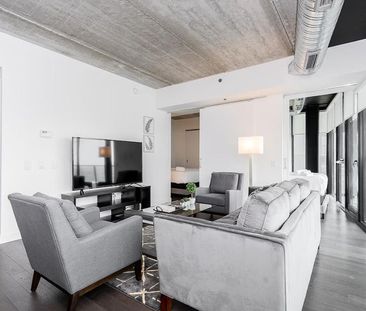 Ellice Avenue - Photo 1