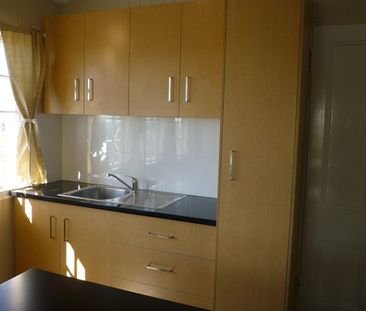 2/38 Ruth Street, QLD, 4101, Highgate Hill - Photo 5