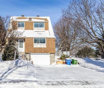 À louer / Maison à étages - Photo 1