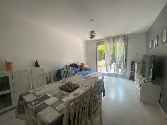 Location Appartement 3 pièces 65m² ST CHAMOND 42400 - Photo 1